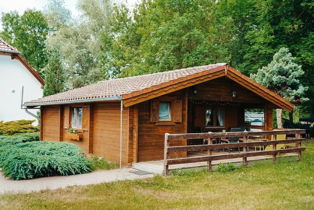Holzhaus Direkt Am See Priepert 외부 사진